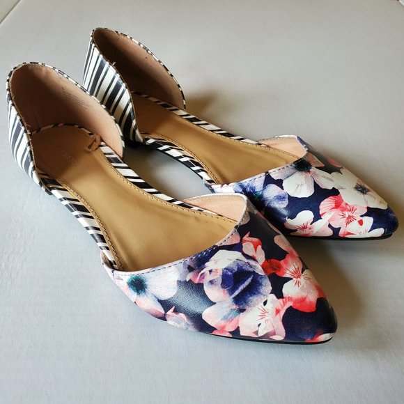Express Floral Flats Size 7.5 - Picture 1 of 5